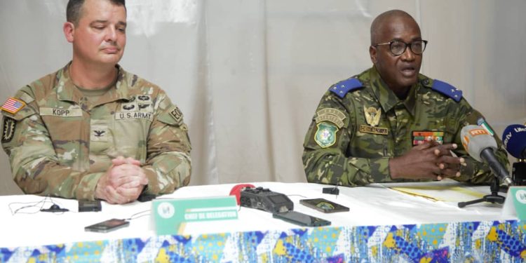 Ce vendredi 05 mai 2023, s'est tenue à l'Etat Major Général des Armées, une conférence de presse relative au 11e Sommet des Forces Terrestres Africaines qui se tiendra à Abidjan, à l’Hôtel Ivoire