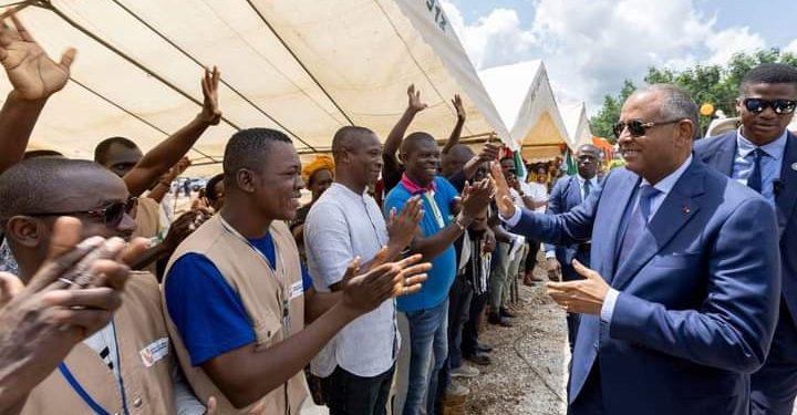 Le Premier Ministre, Patrick Achi, a procédé officiellement, le vendredi 19 mai 2023, au lancement du Centre de service civique d'Adzopé