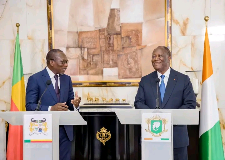 Le Président de la République, S.E.M. Alassane OUATTARA, s’est entretenu, ce mercredi 21 juin 2023, au Palais de la Présidence de la République, avec son homologue béninois, S.E.M. Patrice TALON, en visite d’amitié et de travail en Côte d’Ivoire.