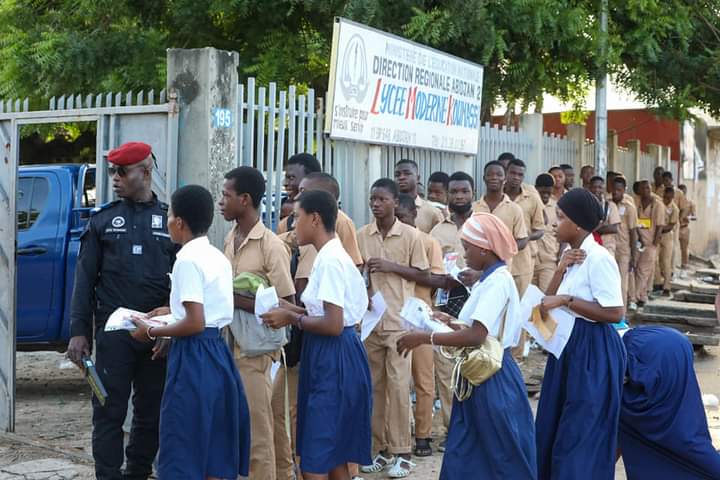 Le Lycée Moderne de Koumassi (district d’Abidjan) a servi de site de lancement des épreuves écrites de l’examen du Brevet d'Études du Premier Cycle (BEPC) session 2023.