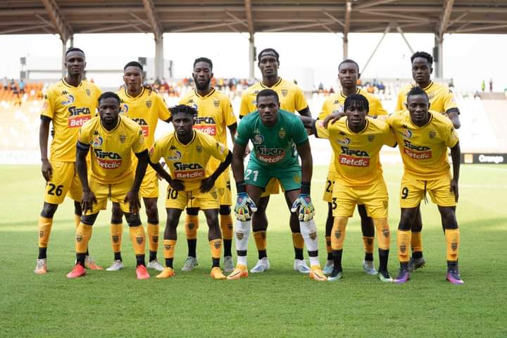 L’Asec Mimosas s’est qualifié pour le second tour des préliminaires de la Ligue des champions de la CAF après sa victoire 2-0 face au Coton FC du Bénin.