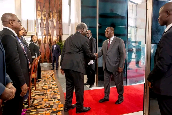 Le Président de la République, S.E.M Alassane Ouattara, a présidé ce jeudi 04 janvier 2024, au Palais de la Présidence de la République, le premier Conseil des Ministres de la nouvelle année.