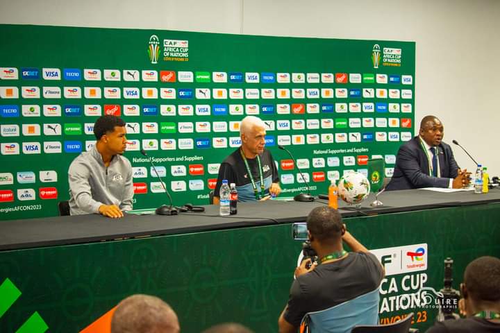 L'entraîneur des Étalons du Burkina Faso, Hubert Velud était en conférence de presse ce lundi 22 janvier 2024, avant d’aborder la rencontre contre l’Angola.