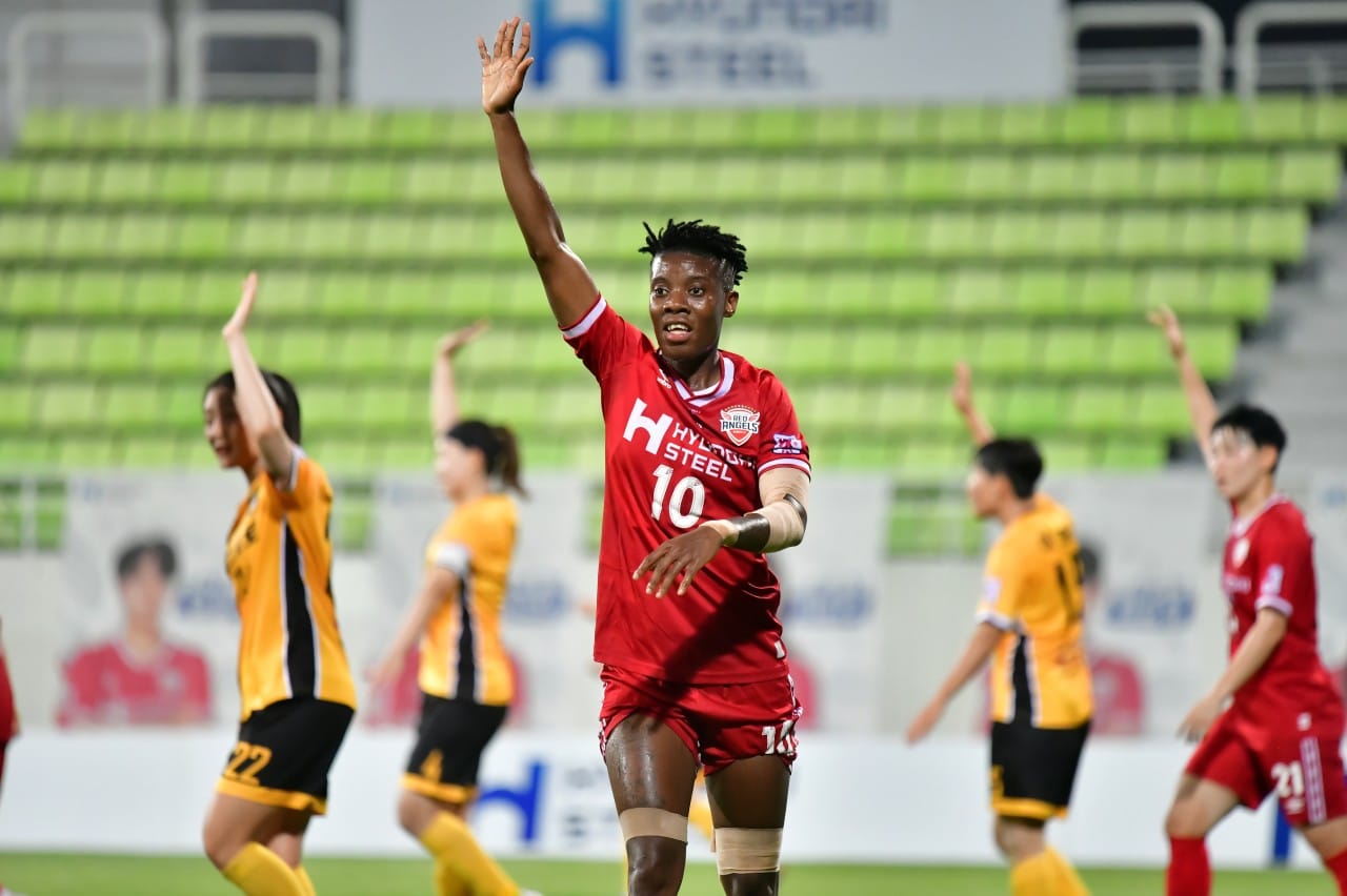 L'internationale ivoirienne, Tia Ines a accepté d'apporter plus d'éclaircissement dans l'actualité du football féminin.