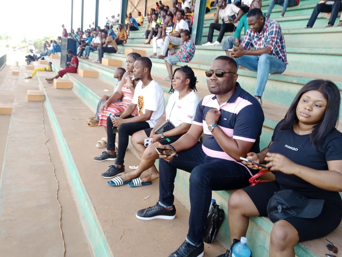 le stade Victor Biaka Boda a servi de cadre au lancement officiel des championnats nationaux de division régionale et de district