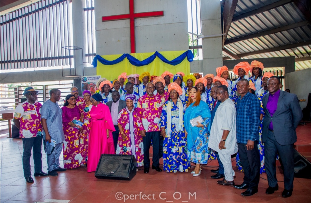 La présidente des femmes d'actions missionnaires de Côte d'Ivoire, Mme N'guessan Marceline a été consacrée ce samedi 9 mars 2024 à l'église Uesso de Cocody.