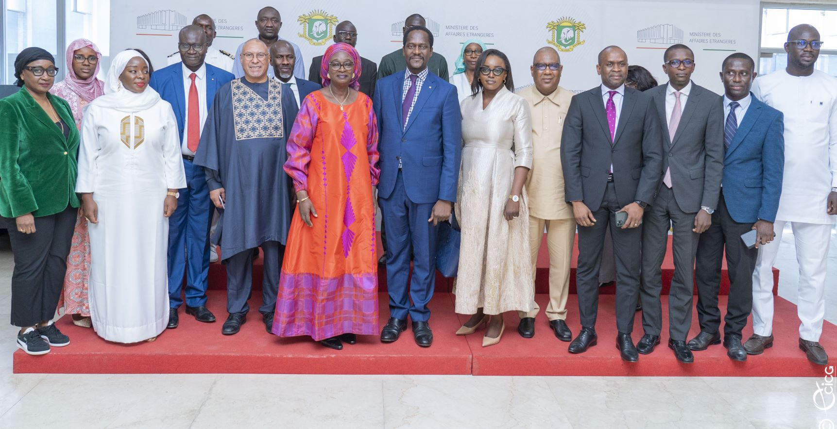 La commission mixte Côte d'Ivoire-Sénégal a abouti à la signature de 12 accords de coopération dans divers secteurs à Abidjan.